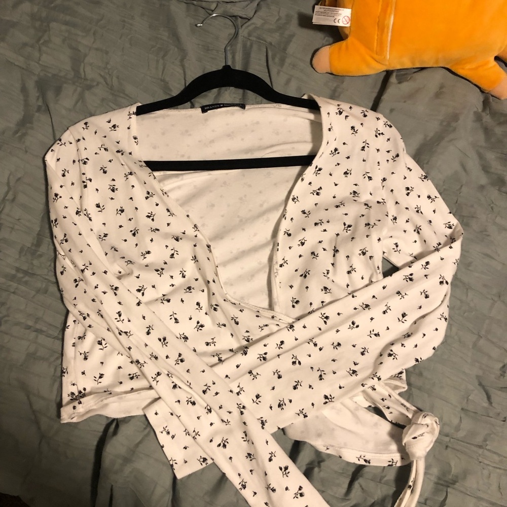 Brandy Melville wrap shirt